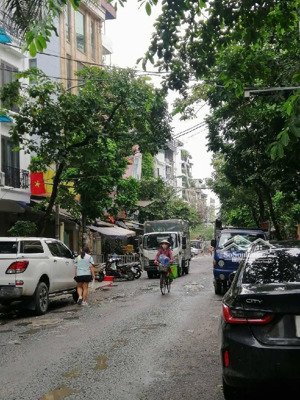 mảnh đất hiếm - mặt phố - phúc xá - kinh doanh siêu đỉnh - vỉa hè đá bóng - 2 mặt thoáng