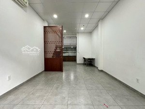 cho thuê mặt bằng kinh doanh online - mặt tiền lớn - gác lửng
