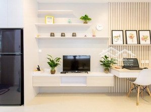 bán căn hộ c.c tân hương , tân phú , dt 76m2 , 2pn giá 2,3ty . lh : minh sang