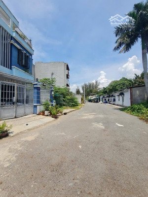 bán lô đất 105.6m2, 6.5x16.3, thổ cư 71.4m2 (6.5x11.16), đường 10m, kdc hẻm 47 đ. trường lưu, quận9