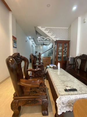 đối diện trường cấp 3 tân phong, khu dân cư ven sông - 90m2 p.tân phong, quận 7 ngay trường rmit