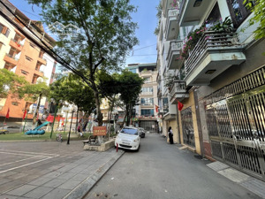 bán nhà khu phân lô - kinh doanh, hoàng ngân dt 66m2 x mt 4.5m, view khuôn viên, đường 2 oto tránh