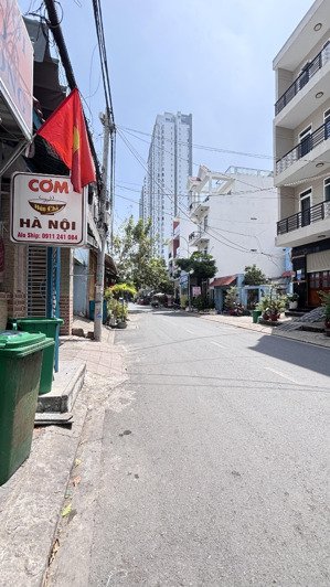 chính chủ cho thuê phòng đường lê thị chợ giáp ranh phú mỹ hưng