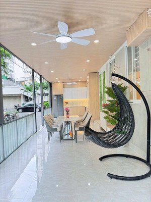 bán căn hộ chung cư sky garden 3, 9,59 tỷ, 77m2, 3pn, 3wc, tân phong, quận 7, tp.hcm