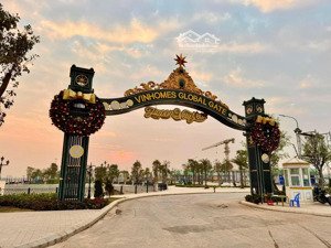 bán bt tại vinhomes global gate, 18,5 tỷ, 63m2, 5pn, 4wc, tây bắc