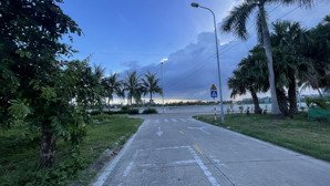 bán gấp đất nền tại bãi cháy, 68 triệu / m2, 316 m2, view đẹp ,cách hồ ,bái tắm vài bước chân