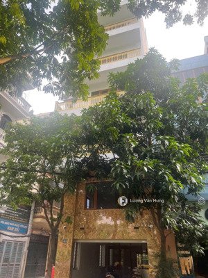 cho thuê mặt bằng tầng 2+3 mặt phố nhuệ giang,gần chợ hà đông, dt 80m/sàn giá 20 triệu/tháng