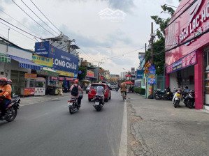 hàng xóm global city - đỗ xuân hợp - 82m2 - ô tô lexu đậu cổng - tặng nội thất giá trị - nhỉnh 6 tỷ