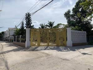 cần bán khu nhà biệt lập, đang cho thuê 450m2, giá 4.8 tỷ, sdt 