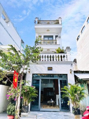 bán gấp căn lê văn lương p. tân kiểng q7 gần lotte mart còn hđ thuê 15tr/tháng, giá 3tỷ340 dt 90m2