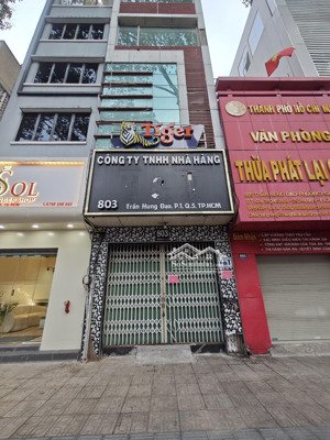 chính chủ cho thuê nhà mặt phố trần hưng đạo, quận 5, tp. hcm, 70m2, 4 lầu, 70 triệu thương lượng