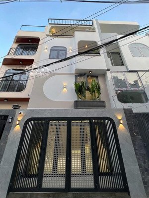 chính chủ cần bán gấp nhà nguyễn văn hưởng, thảo điền, quận 2. giá 6.11tỷ/103m2 x 2 lầu - gara ô tô