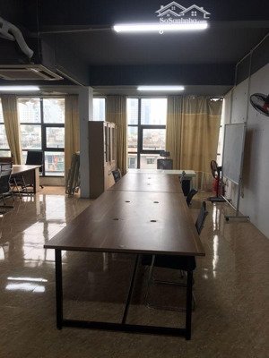 dừng chân ngay tại đây - thuê ngay văn phòng xịn, vị trí đắc địa tại nguyễn khang, cầu giấy 4.5tr