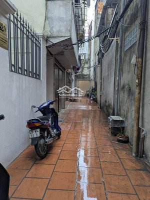 khách tài chính 5 tỷ - mua giữ tiền - tích trữ tài sản - tt đống đa - 141tr/m2