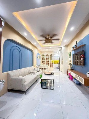 hiếm - nhà phú diễn - 39m2 - mt 3,6 - 5 tầng - full nt - giá 6,5 tỷ. gần đh tài nguyên môi trường.