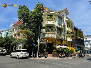 góc 2mt thương hiệu nguyễn văn thủ, quận 1, 4x25m, trệt + 3 lầu - hđt: 100 triệu, giá 35.5 tỷ