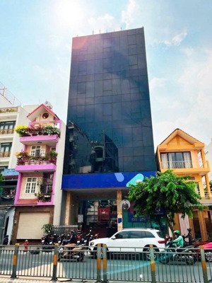 siêu phẩm tòa nhà mt đinh tiên hoàng, quận 1 - dt:20x35m - hầm 10 tầng - hđt:1 tỷ - giá 200 tỷ