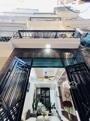 bán nhà ngõ 254 minh khai 50m 5 tầng, thang máy, full nội thất, giá 10.3 tỷ hoàng mai