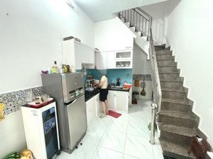 nhà lý tưởng nhỏ xinh giáp aeon tân phú trệt+2lầu+sân thượng 3,199 tỷ