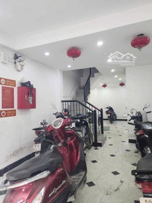 chung cư dịch vụ - 2 thoáng - 12 phòng khép kín full nội thất, pccc - doanh thu 60tr/th. 