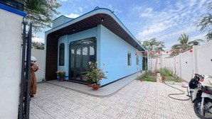 tôi cần bán gấp nhà kdc huỳnh bá chánh, giá 1 tỷ 400 shr sát bên cầu an lạc giá thương lượng