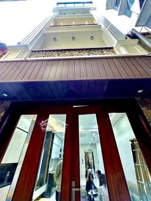 siêu phầm hai bà trưng - ô tô đỗ công - thangmáy nhập khấu - tiện ích bạt ngàn