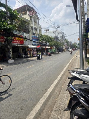 bán nhà mặt phố tại lâm văn bền, tân quy, quận 7, tp.hcm giá 13,5 tỷ, 72m2