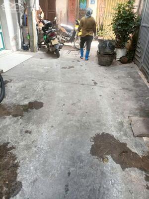 Bán nhà Trương Định, Ô Tô gần, 33m, 5 T, MT 4,8m, 7 tỷ, Lh: 0984417892.