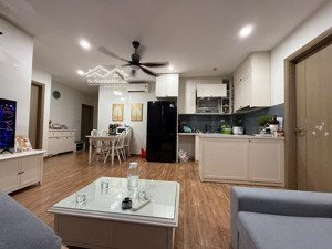 bán chung cư 89 phùng hưng 3,9 tỷ, 70m2, 2pn, 2wc, đầy đủ nội thất view thoáng