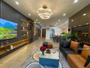 chính chủ bán căn góc 3 ngủ-122m2, tầng trung, thống nhất complex. giá 10 tỷ. lh 