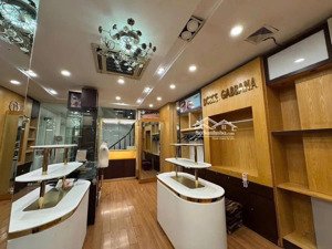 bán nhà đẹp mặt đường phường đống đa vị trí đắc địa kinh doanh đỉnh lh 