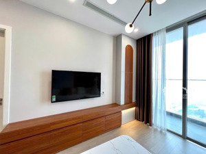 hot nhất the nine 2 ngủ 2 vệ sinh hướng nam mát mẻ tầng trung đồ đẹp giá chỉ 8,8ty ( có tl )