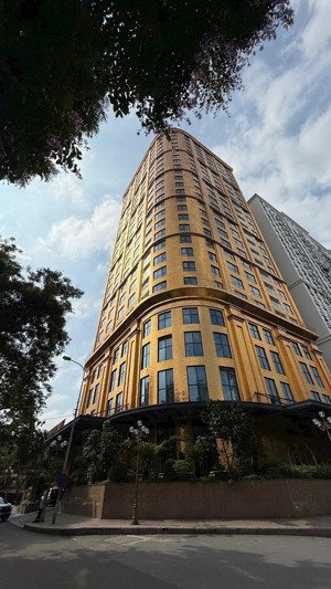 chdv góc 2 mặt tiền sư vạn hạnh p12 q10