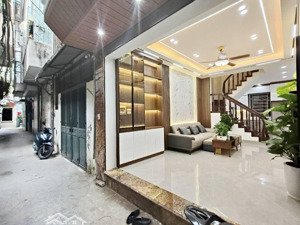 bán nr 43m2, 4pn, 5wc tại kim ngưu, minh khai, hai bà trưng, giá ưu đãi 9,5 tỷ