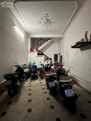 Nhà phố Nguyễn Chí Thanh – Ngõ ô tô – Kinh doanh – 2 thoáng – 45m2 – 5 tầng – 18 tỷ