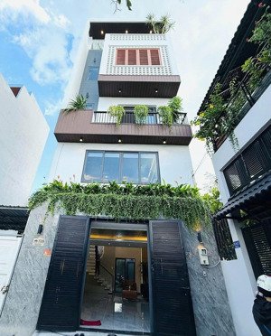 cần bán gấp nhà 52m² đường lê lai, p3, gò vấp. xây 4 tầng, hẻm xe hơi. giá 3 tỷ 680, sổ hồng riêng