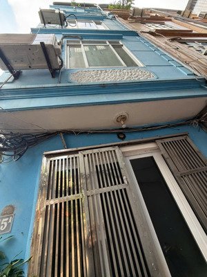 bán nhà trương định, lô góc 3 thoáng, 42m2 x 5 tầng, chỉ hơn 6 tỷ, sổ vuông