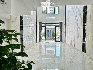 siêu phẩm nhà đẹp 4tầng đ.thống nhất p15gò vấpdt 55m2 giá6,9tỷ