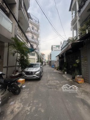 chỉ 1/ ngắn chế lan viên - tây thạnh - tân phú - ngang lớn - hẻm xe tải - 4 tầng - chỉ 8.x tỷ