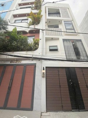 4 tầng hẻm xe tăng thông dương quảng hàm chỉ nhỉnh 9ty