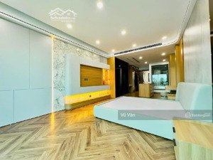 bán nhà mp thông sàn nguyễn văn cừ mt 4m, 61m2,7 tầng thang máy, nở hậu, 2 thoáng, 33.5 tỷ