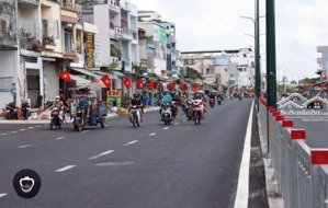 hẻm ô tô nguyễn văn công - 65m2 - ngang 4.5m - 5 tầng - 4pn. alo hoàng: 