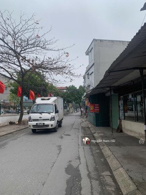 hàng hiếm tại thạch bàn-6,4 tỷ, 40m2, 3pn, 4wc, 5 tầng, mặt tiền khủng