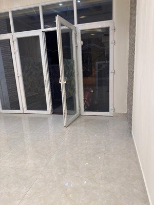 bán căn nhà phố 1 trệt 3 lầu kdc đại phúc green villas giá 11 tỷ, dt 5x22m view trường học