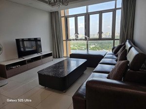 độc quyền cho thuê căn hộ 3 phòng ngủ diện tích lớn, view xa lộ hà nội