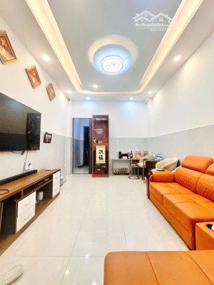 chính chủ bán nhà hẻm xe hơi thông - huỳnh văn bánh, phú nhuận - 50m2 nhà 4 tầng - xe hơi ngủ nhà