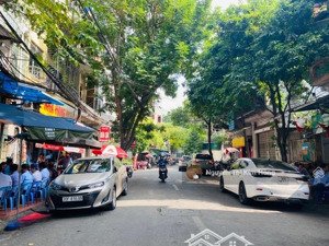 nhà mặt phố vũ hữu đường ô tô tránh 8m rẻ nhất trung tâm thủ đô, 2 thoáng trước sau.