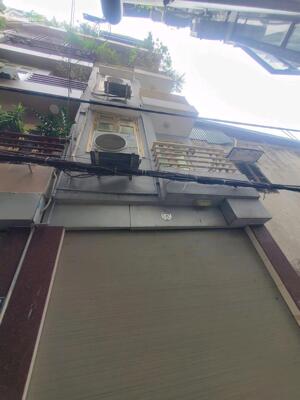 Bán nhà Ngọc Lâm,Long Biên 5 tầng,37m oto đỗ cửa nhỉnh 8 tỷ