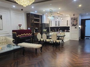 siêu phẩm căn hộ chung cư hồ gươm plaza, giá cực chất, chỉ nhỉnh 8 tỷ, 130m2, 3pn, 2wc