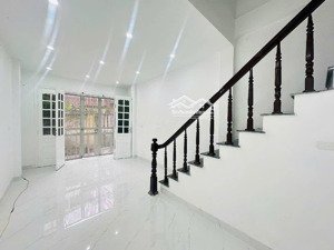 bán gấp nhà đẹp dân xây- trần phú- văn quán ô tô vào nhà kinh doanh- đẳng cấp nhà 2 mặt ngõ